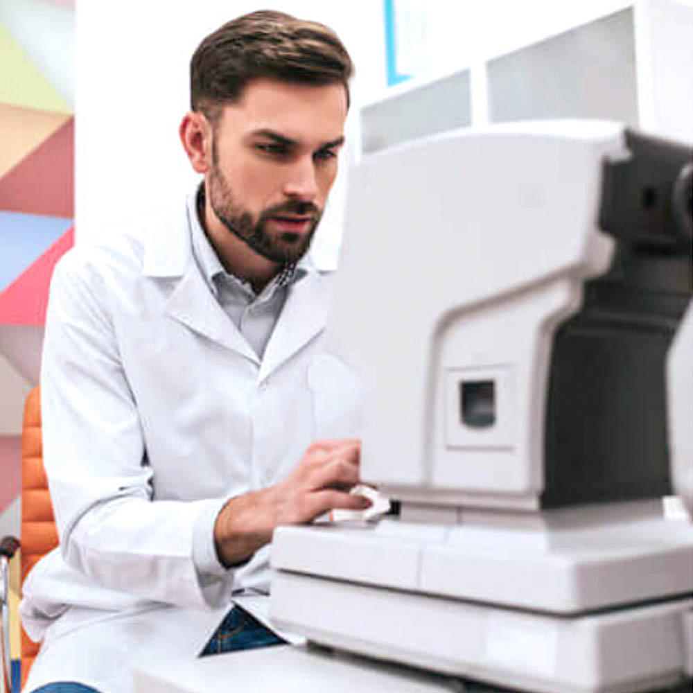 optometrist in Floresville